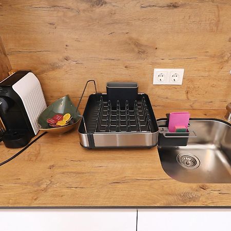 Villa Tin Apartments トゥリバニ・クルシサ エクステリア 写真