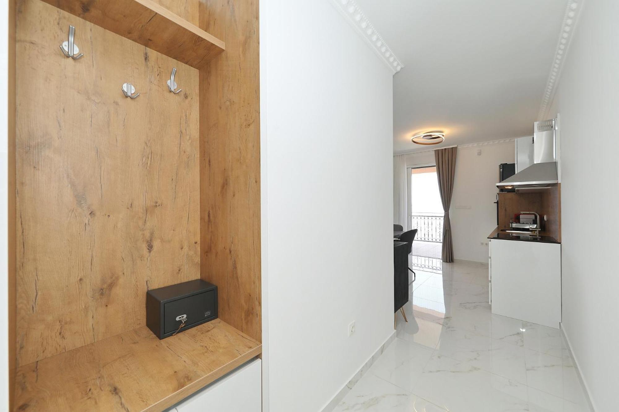 Villa Tin Apartments トゥリバニ・クルシサ エクステリア 写真